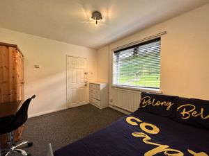 Photo 17- click for photo gallery